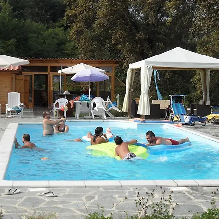 Cascina Gardina לינה וארוחת בוקר
