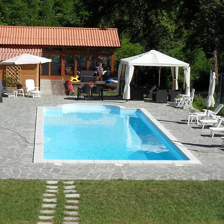 Cascina Gardina 3* Castellero