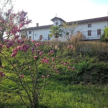 Cascina Gardina 3* Castellero
