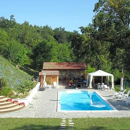 Cascina Gardina לינה וארוחת בוקר 3*